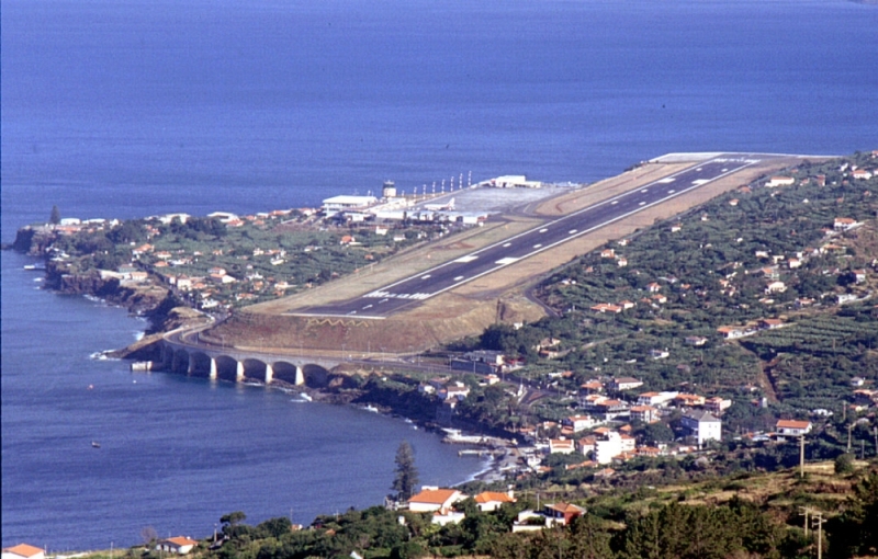 Aeroport-Madejry-Portugaliya