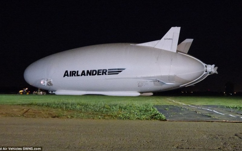 Самое большое в мире гибридное воздушное судно Airlander 10…